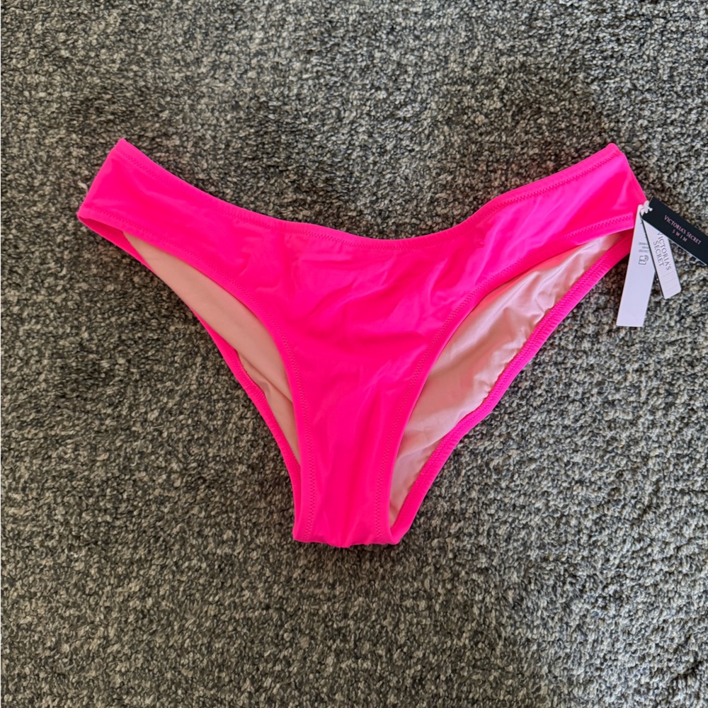 Victoria’s Secret Ruched Back Bikini Bottoms